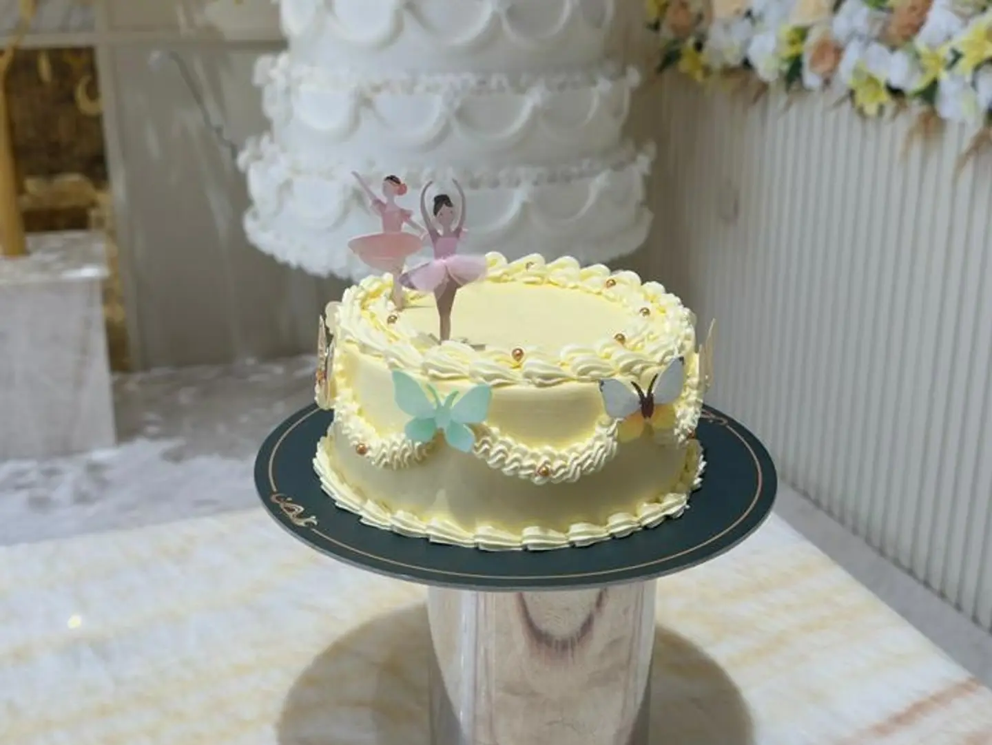 Queen Fancy Cake