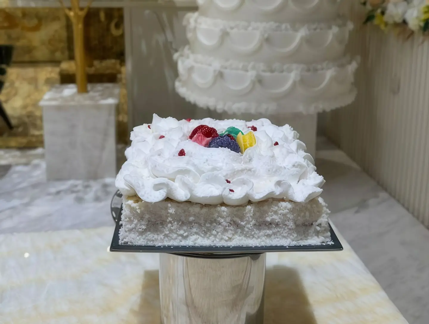 Coco Berry Cake