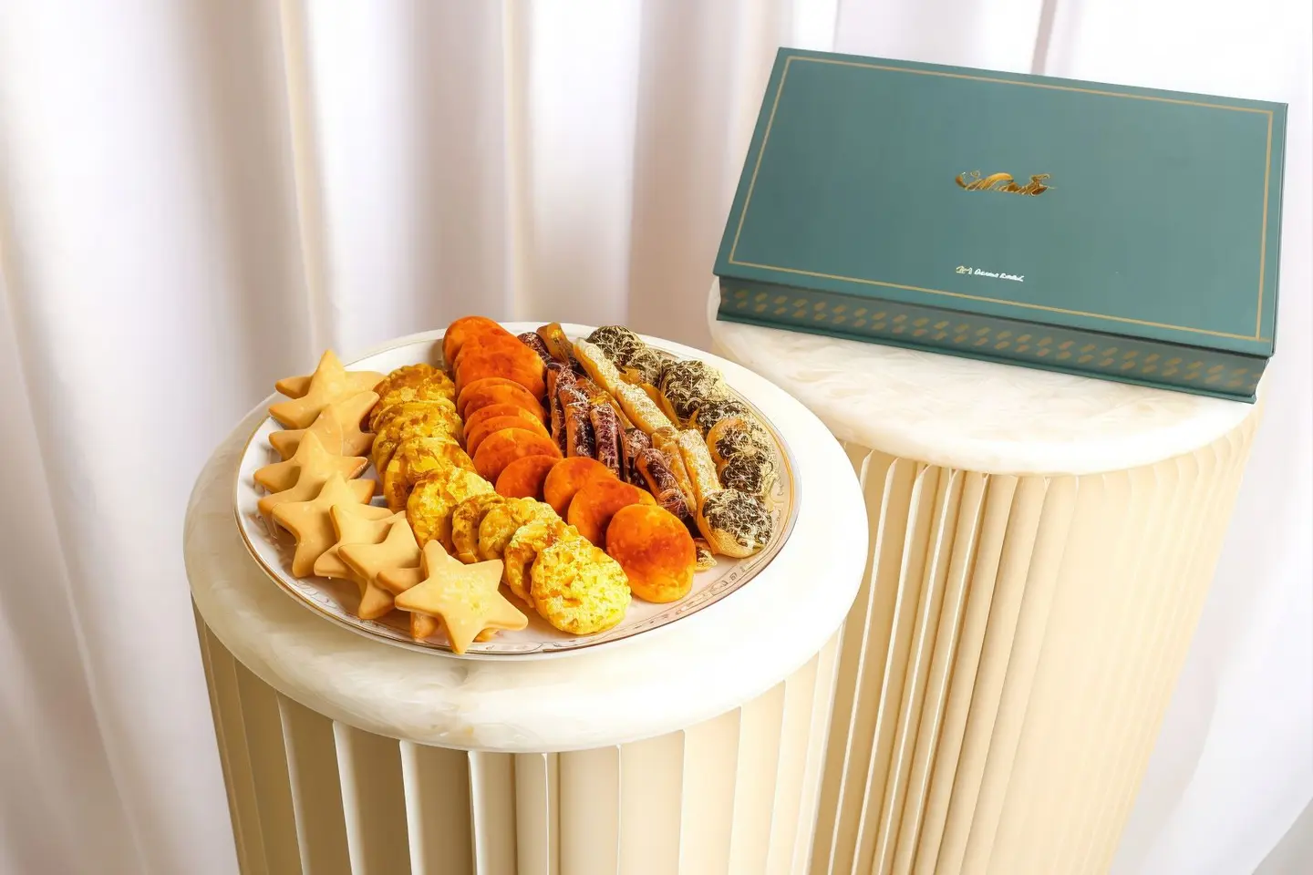 Savory Petit Fours 1kg