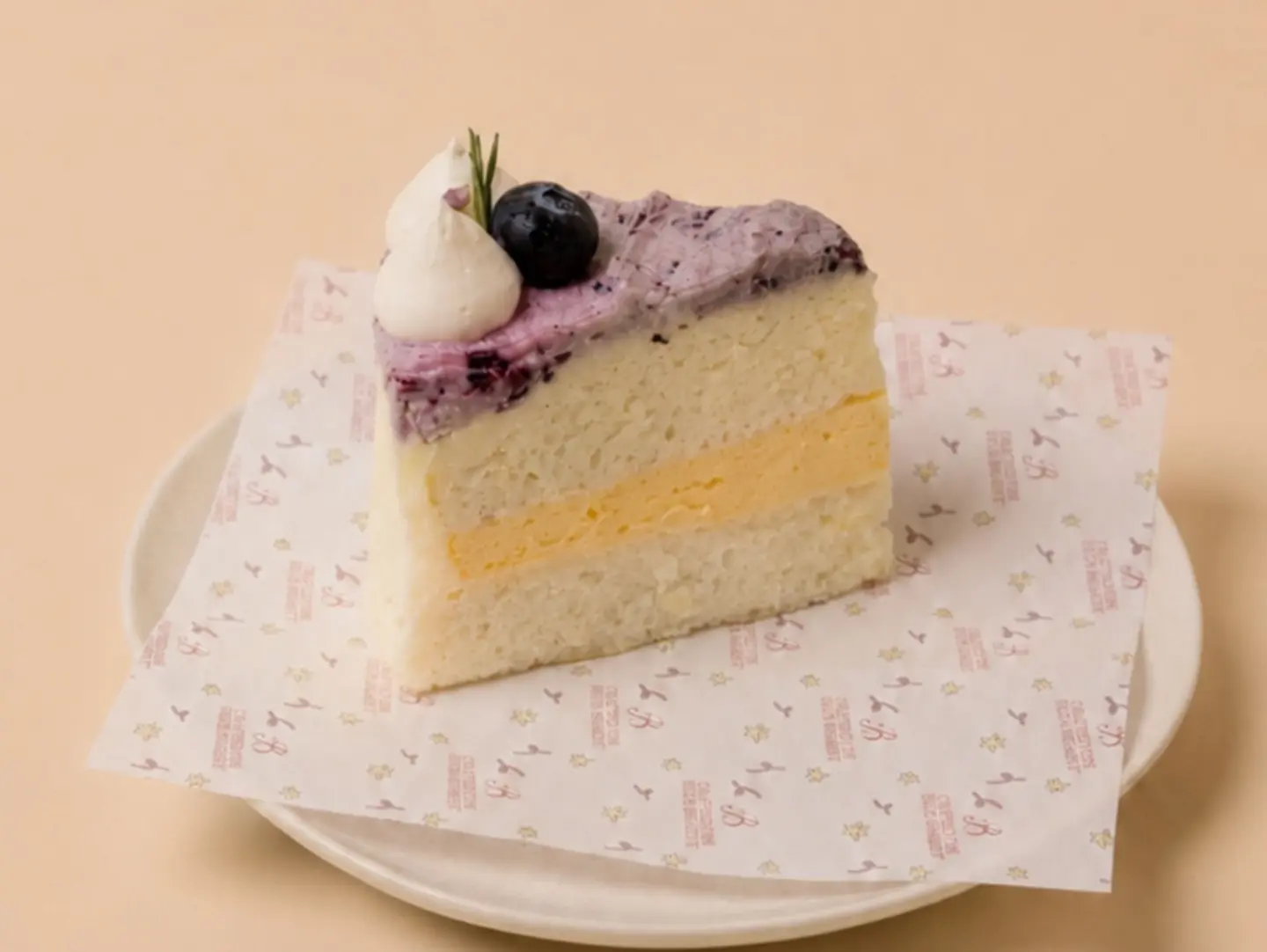 Lemon Cake With Blueberry