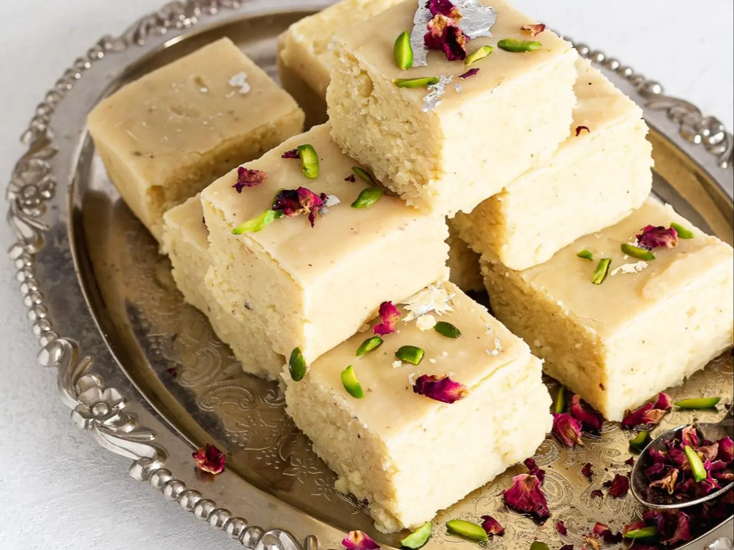 برفي لاهوري