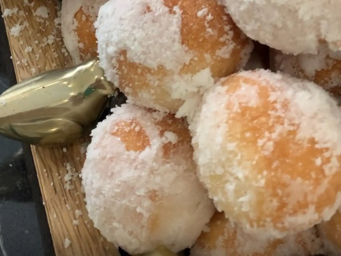 لقيمات محشية جبن