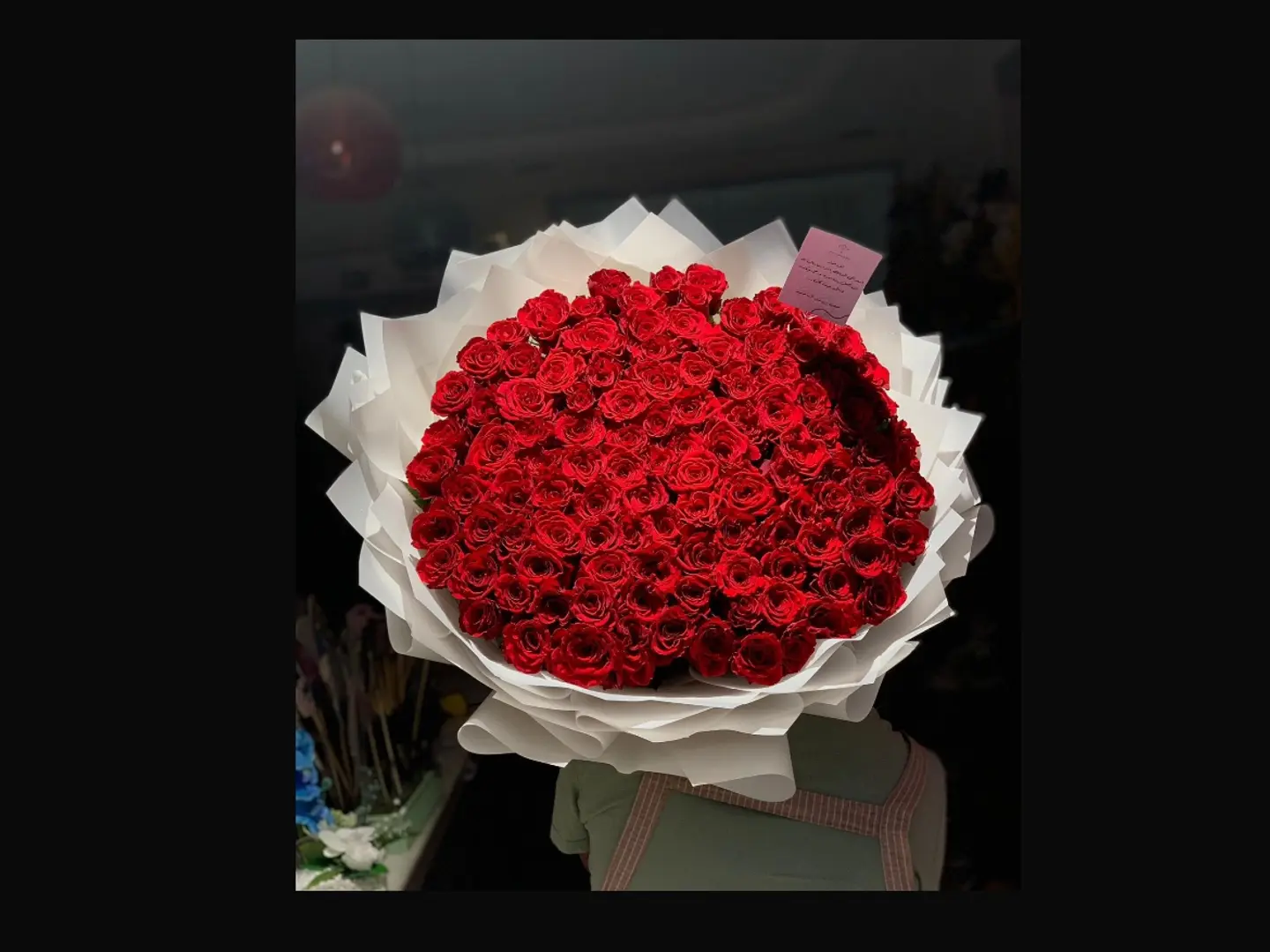 باقة الحب 100 وردة