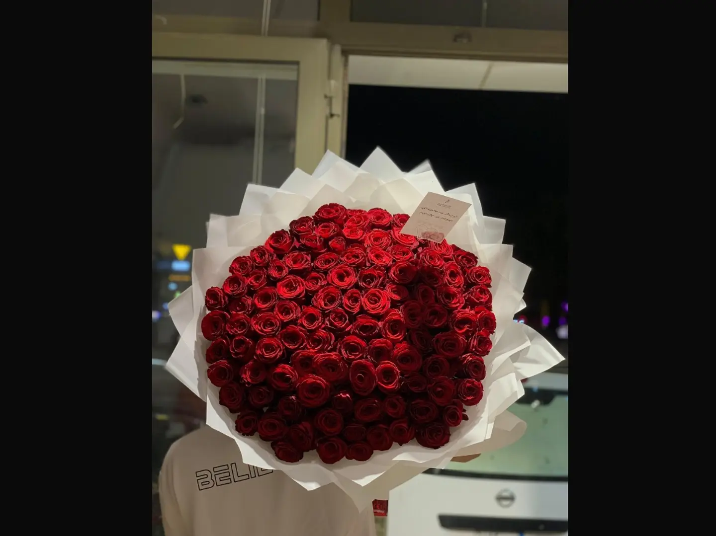 باقة الحب 100 وردة