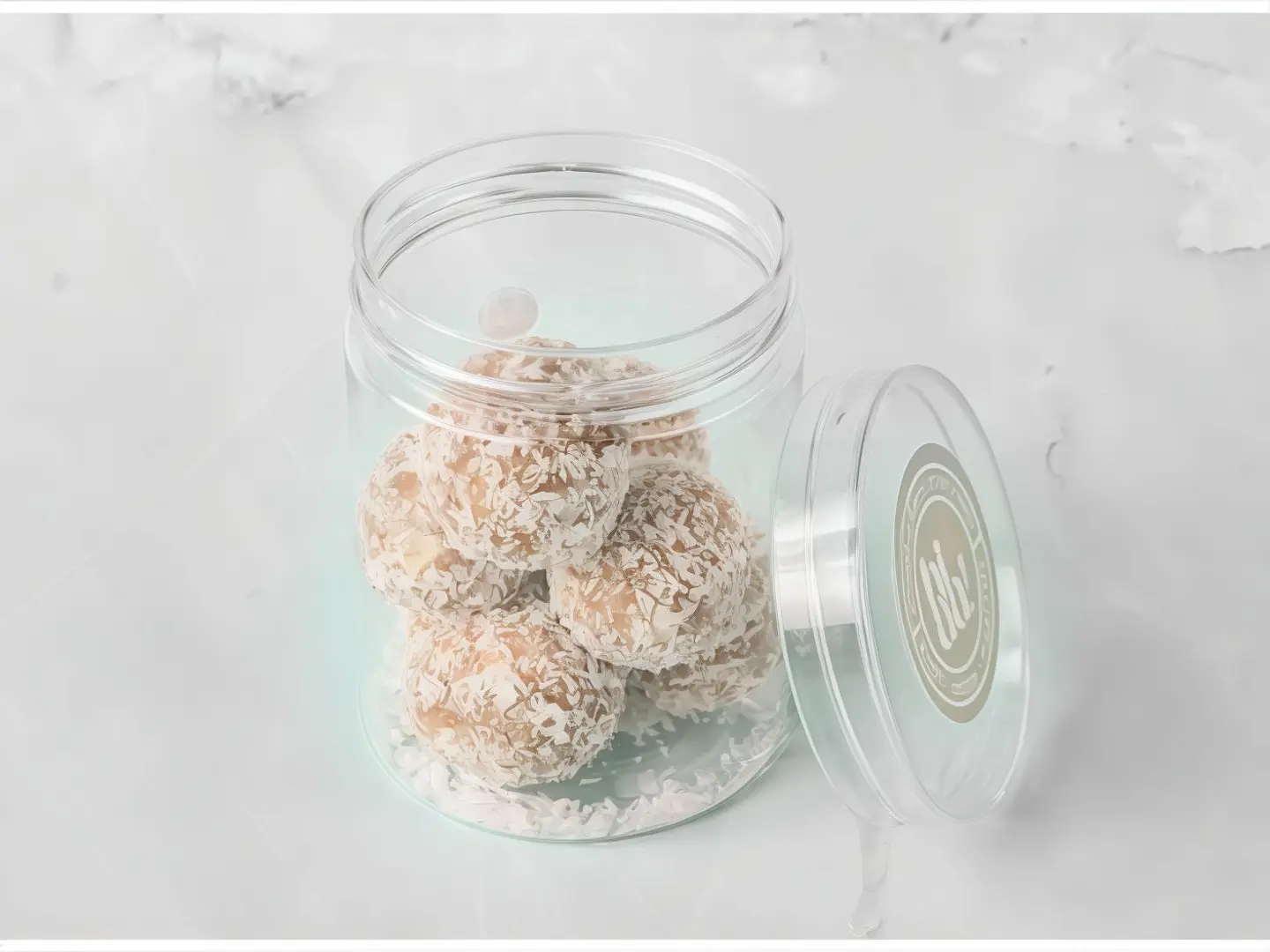 Apple And Cinnamon Balls