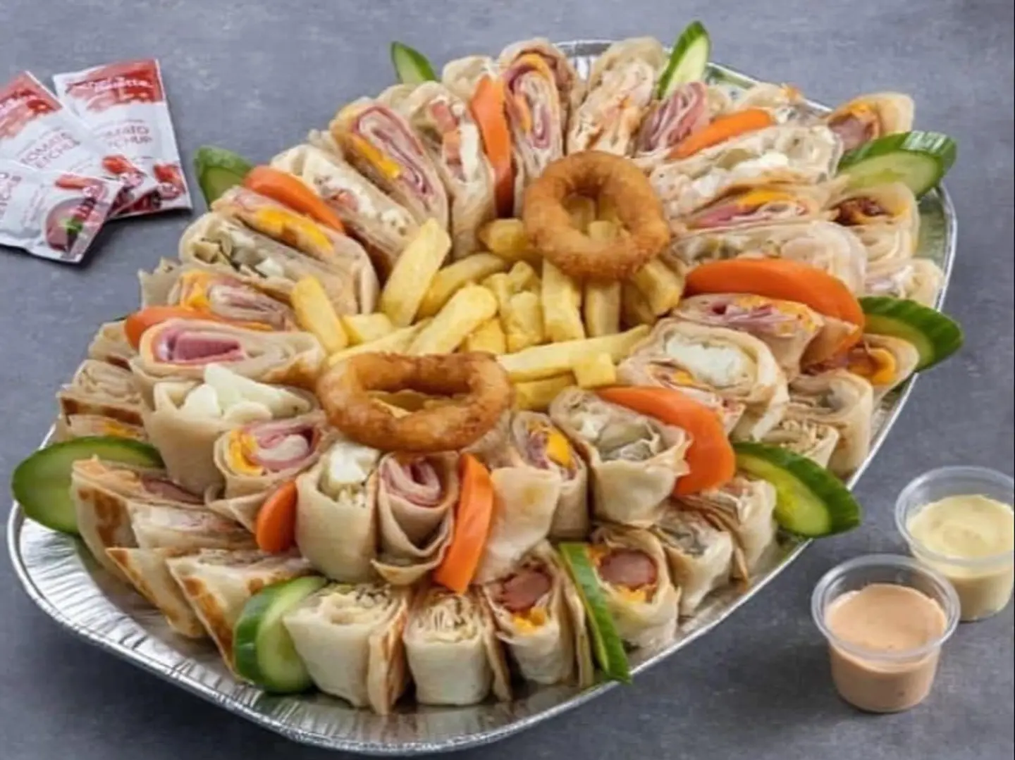 شاميات مرتديلا صغير