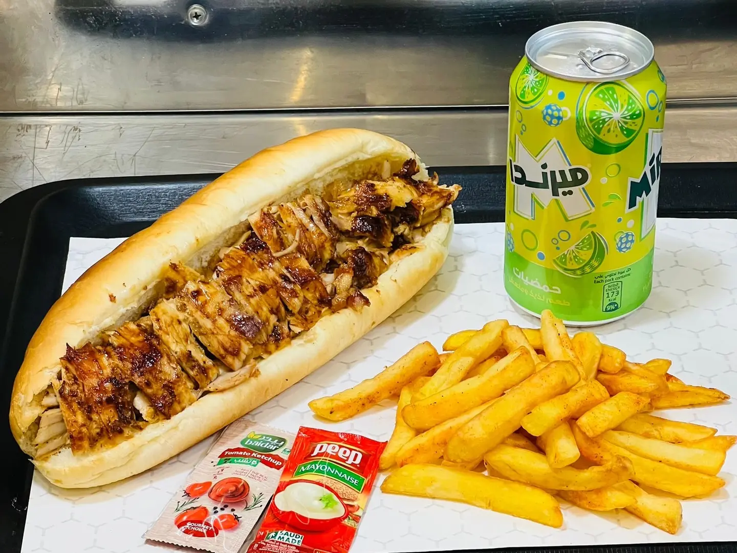 وجبة شاورما دجاج جامبو