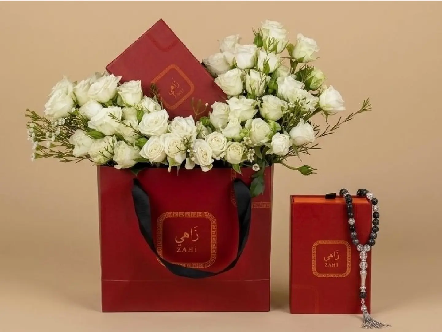 سبحه زاهي مع ورد ابيض