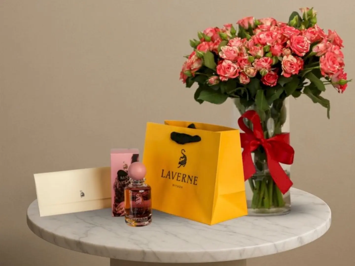 Vase And Perfume 5()