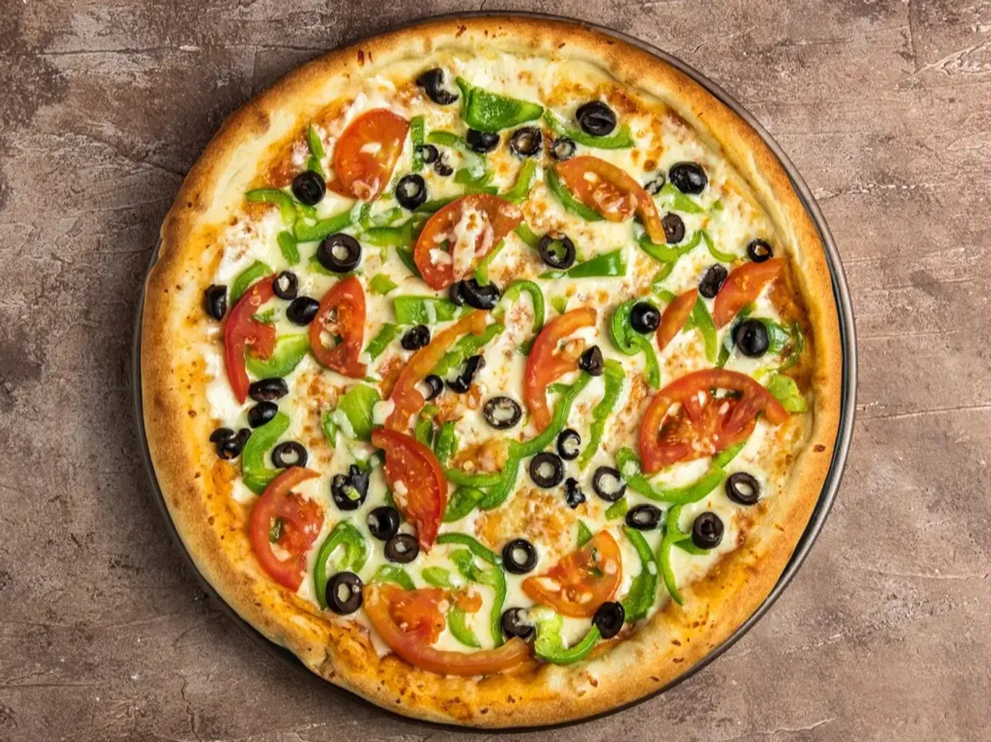 بيتزا خضار كبيره