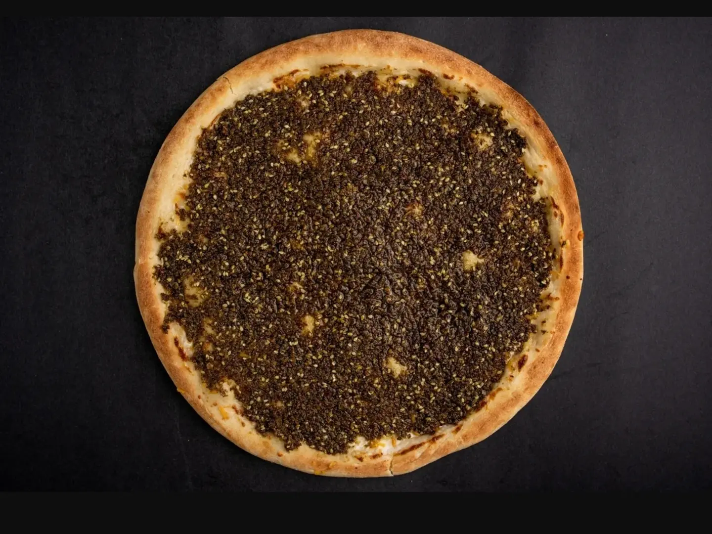 بيتزا زعتر سادة كبيره