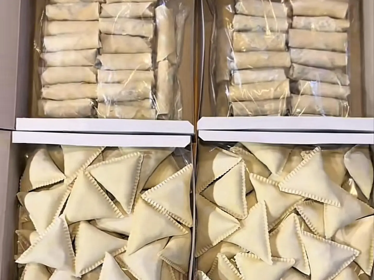 سمبوسة مفرزنة دجاج 40 حبة