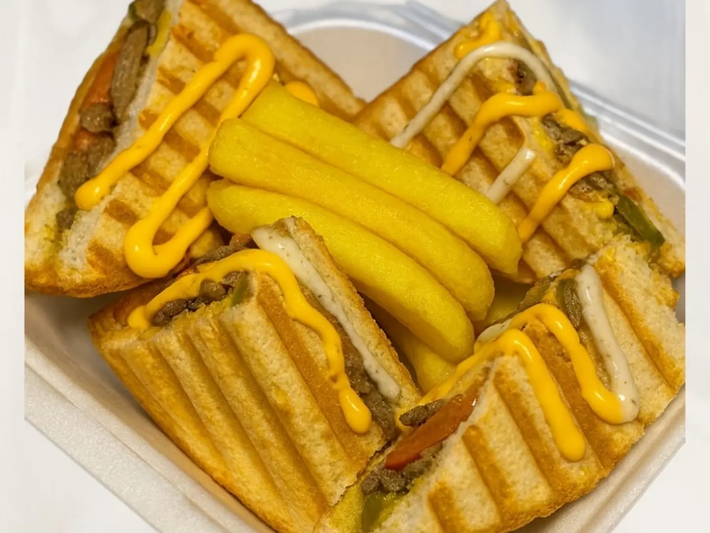 كلوب كبده بصوص الترفل و جبنة الشيدر