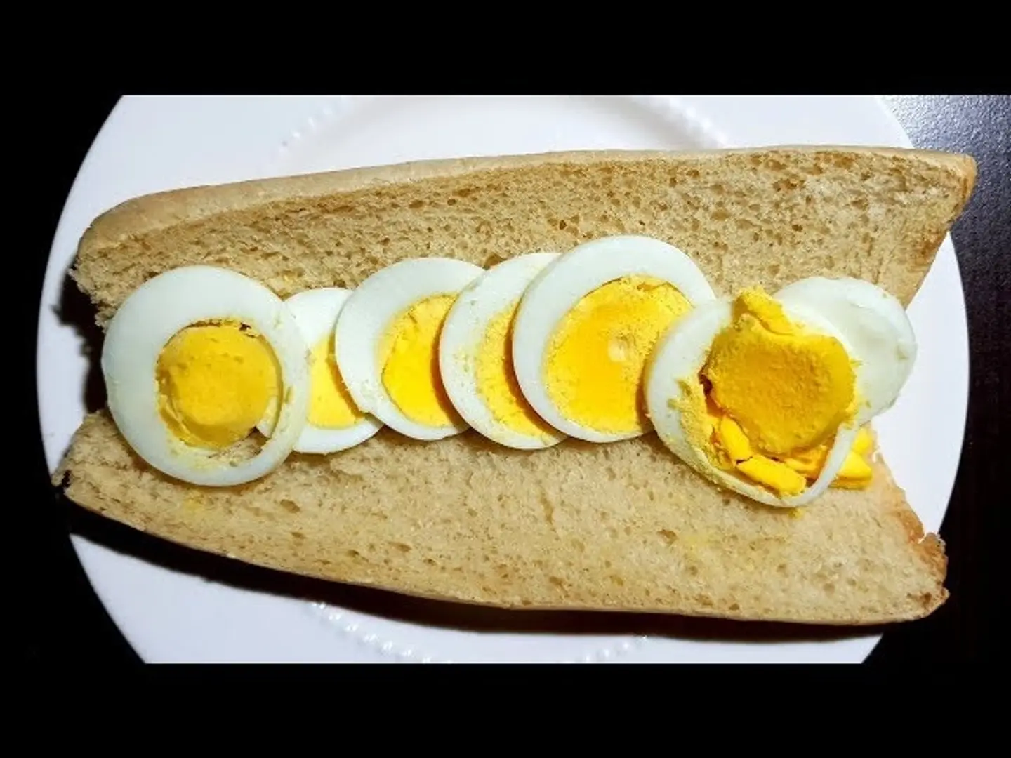 بيض مسلوق