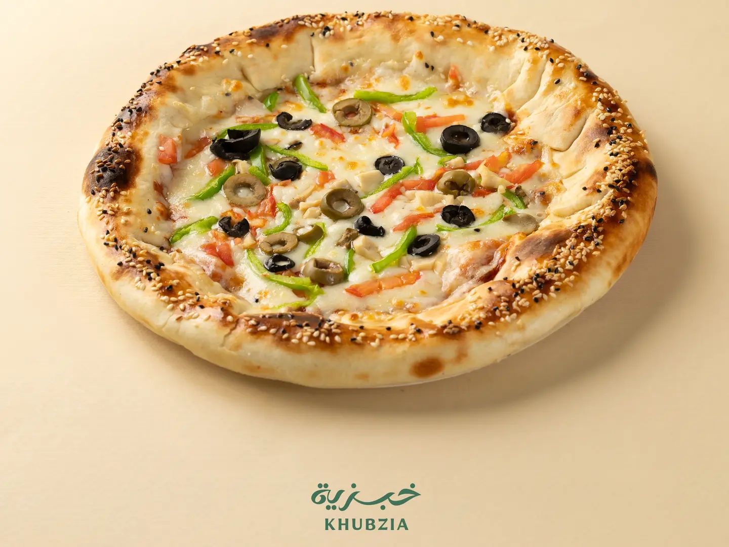 بيتزا اطراف الجبن
