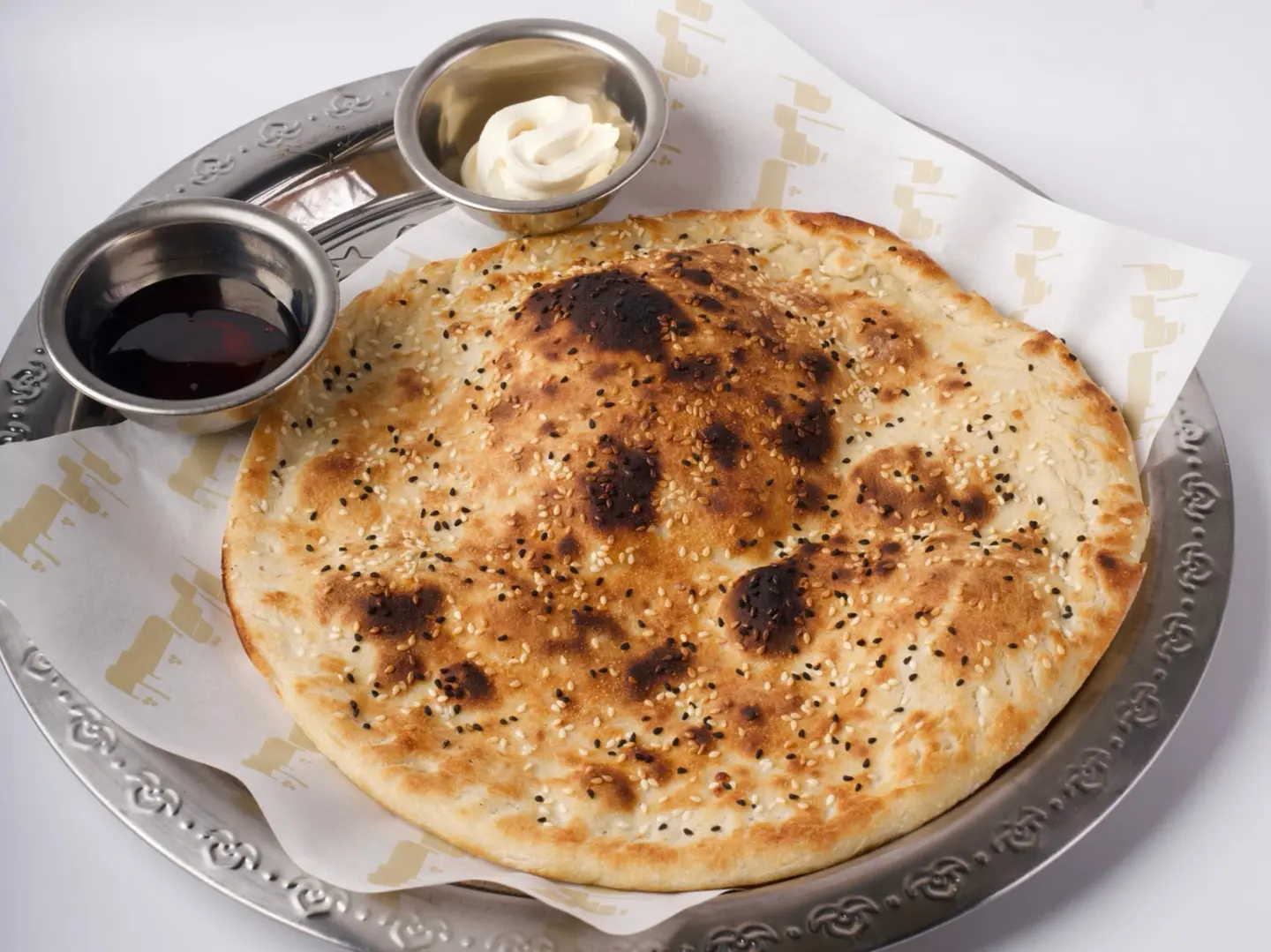 خبزتنا بالدقيق الابيض