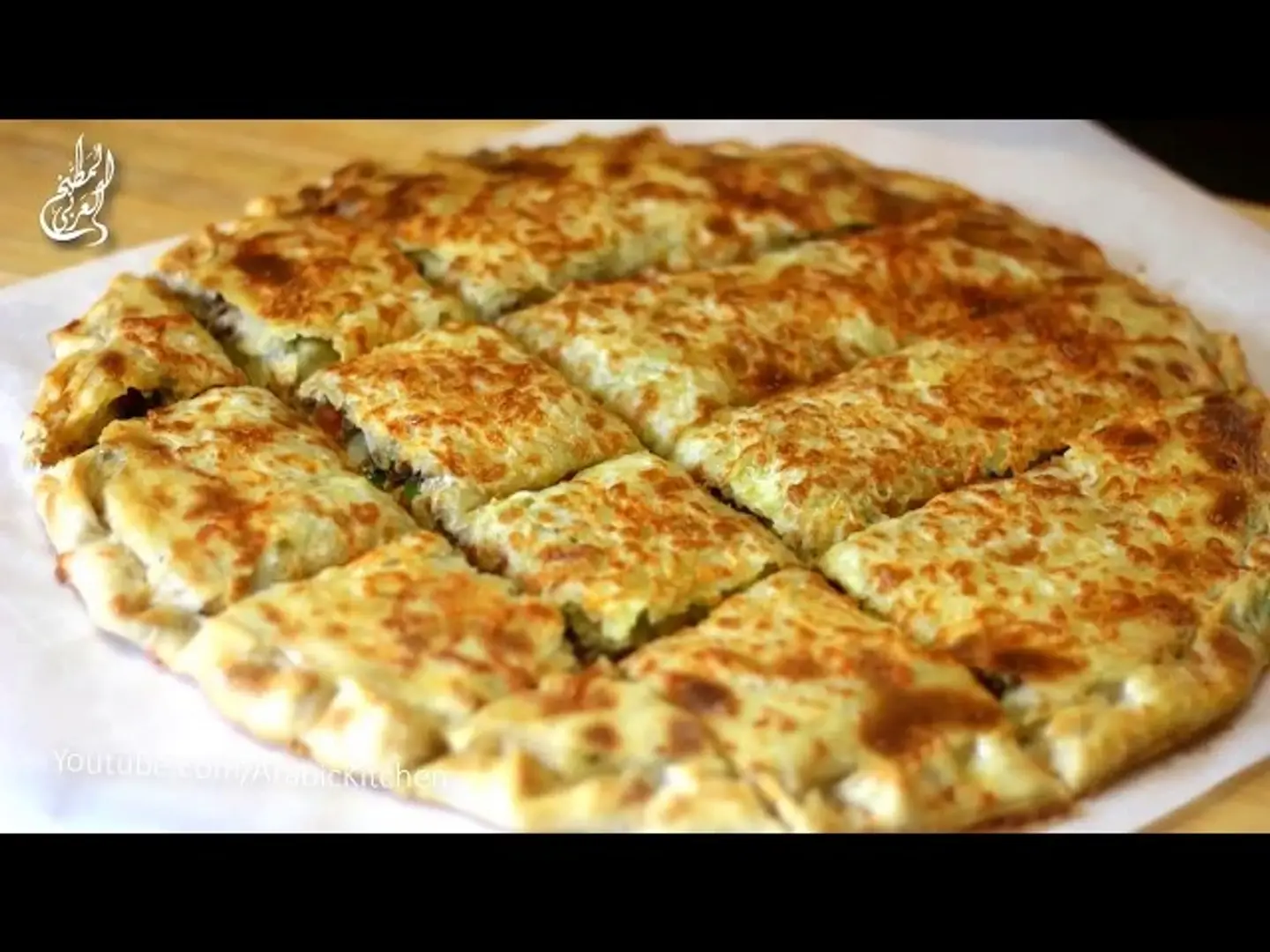 فطيره مشكل لحوم كبيره