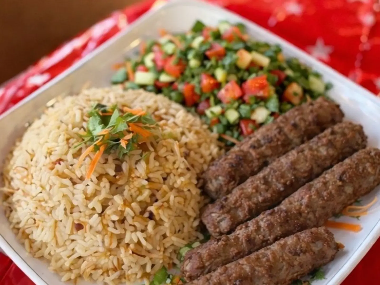 5 قطع كفته مع الأرز المصري او البسمتي