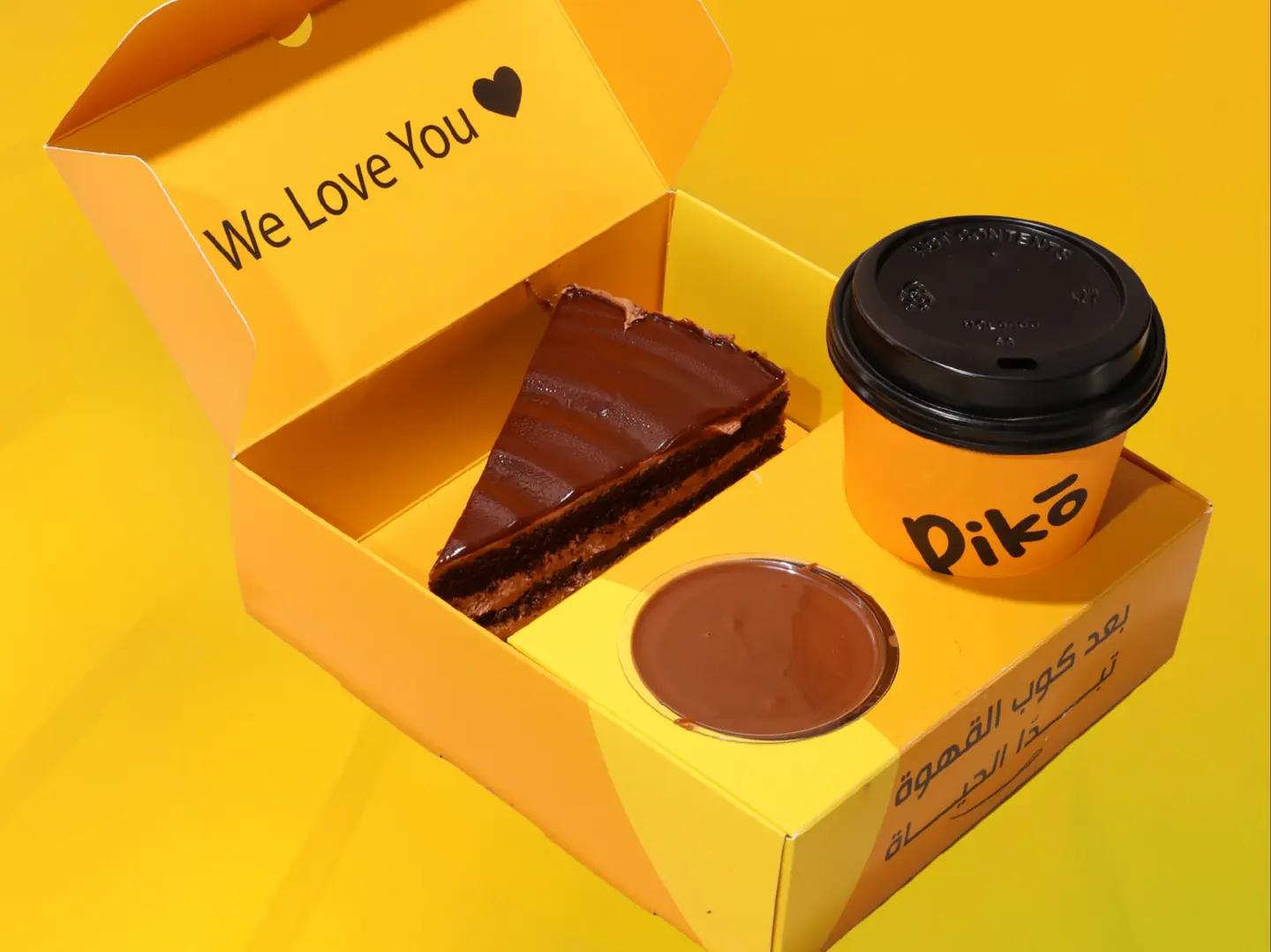 بوكس ماتيلدا كيك و قهوة اليوم حار وصوص