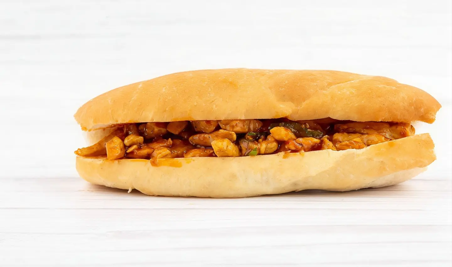 ساندوتش دجاج مقلقل بدون جبن