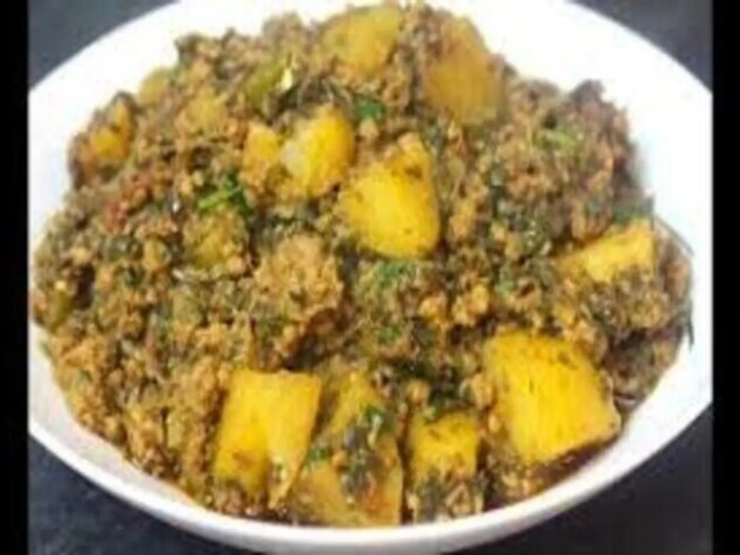 Aloo Mehthi Kheema