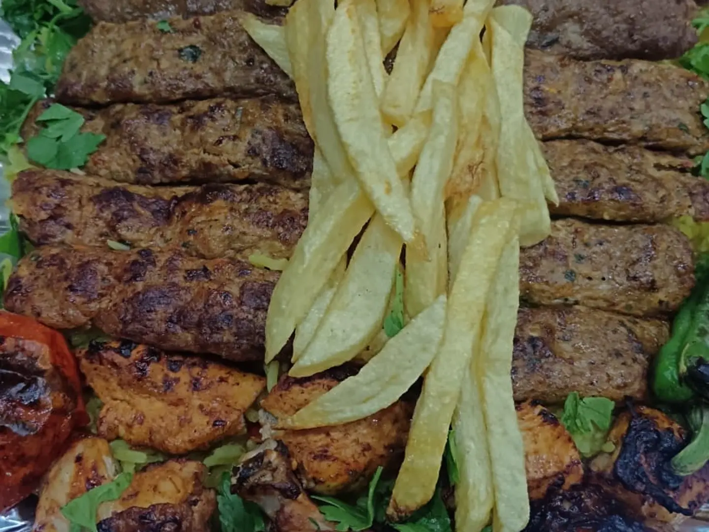 سندوتش كبير كباب لحم