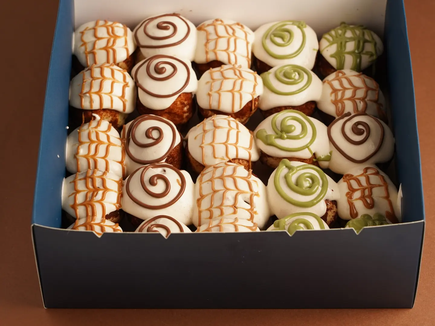 بوكس وسط سينابون