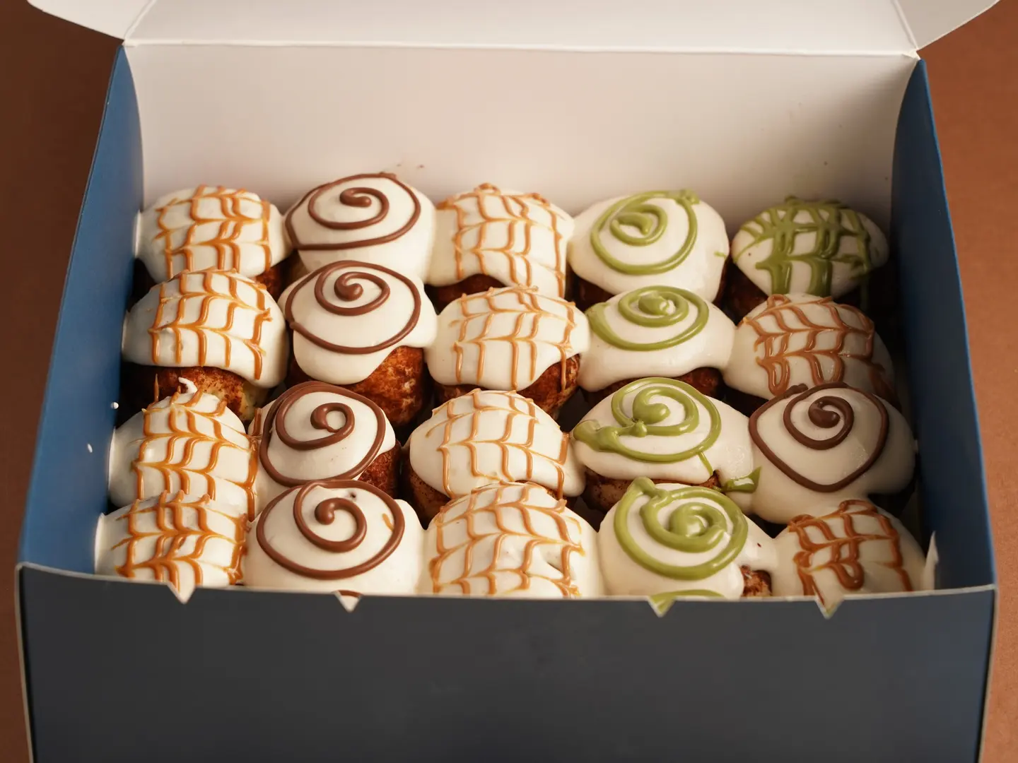 بوكس كبير سينابون