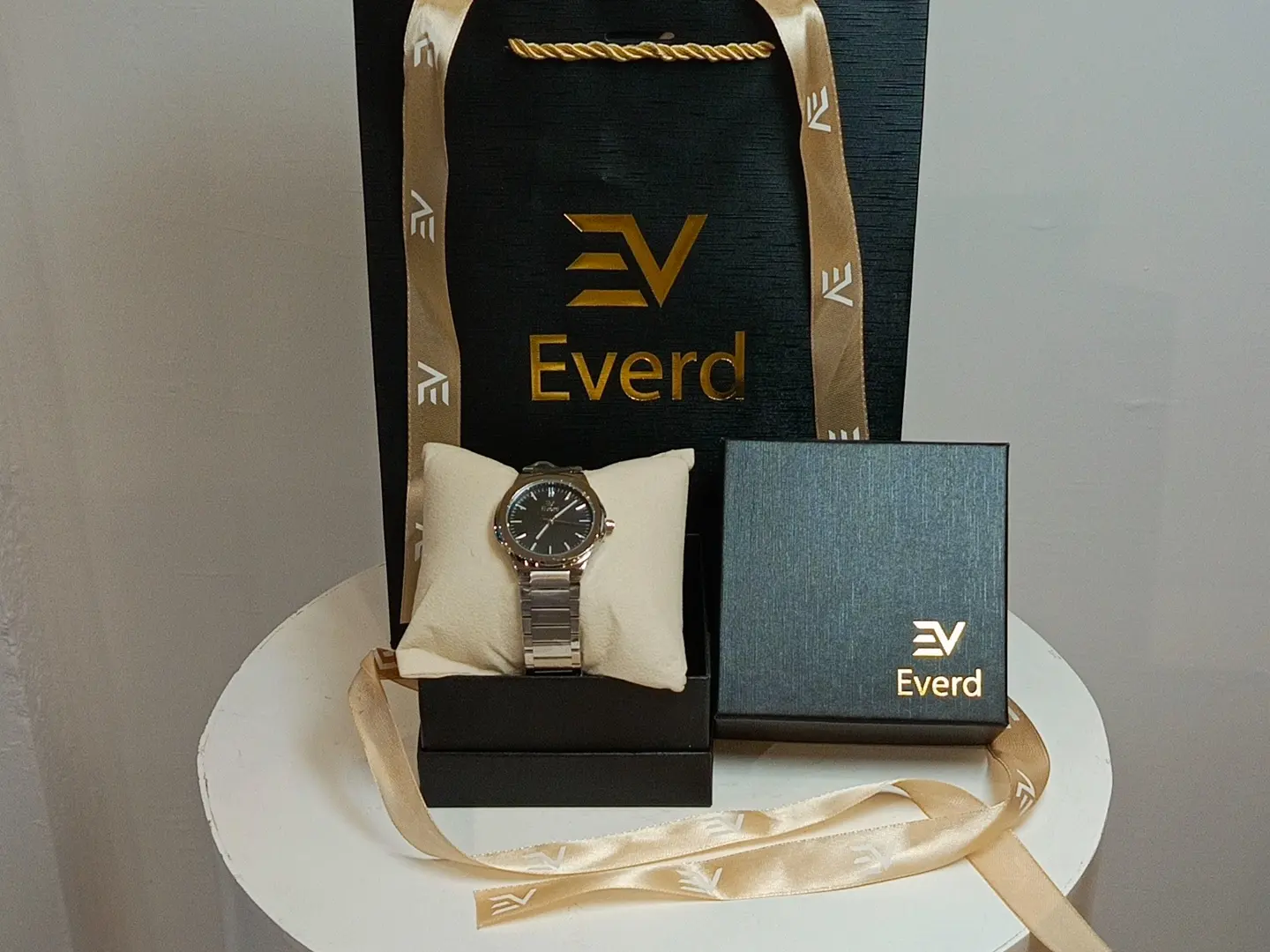 ساعة رجالية رقم ٣