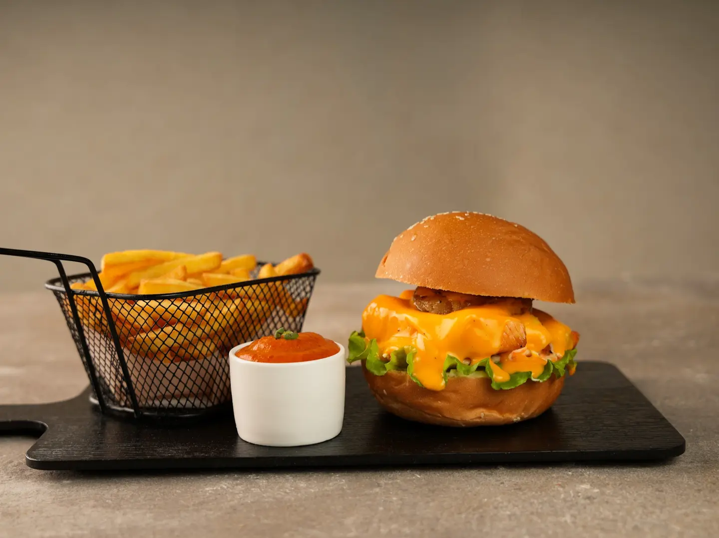 Salmon Burger With Grilled Pineapple