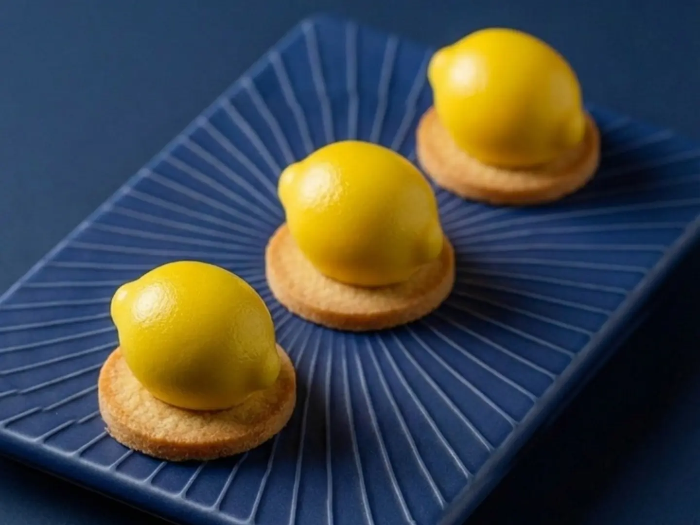 Mini Lemon Cake 3 Pieces