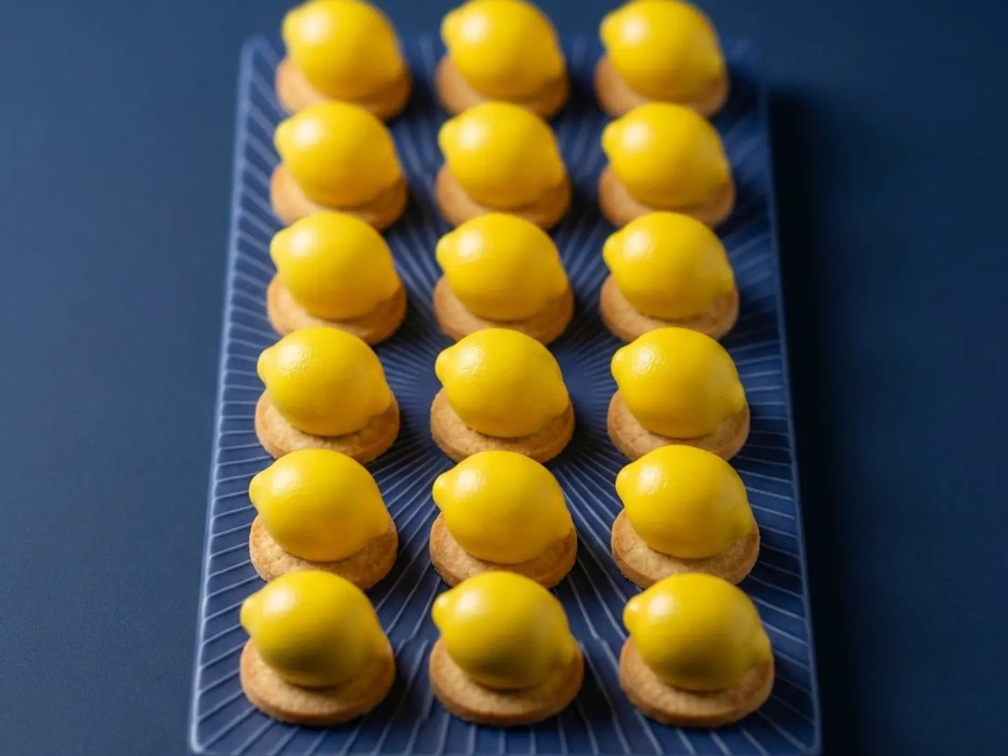 Mini Lemon Cake 21 Pieces