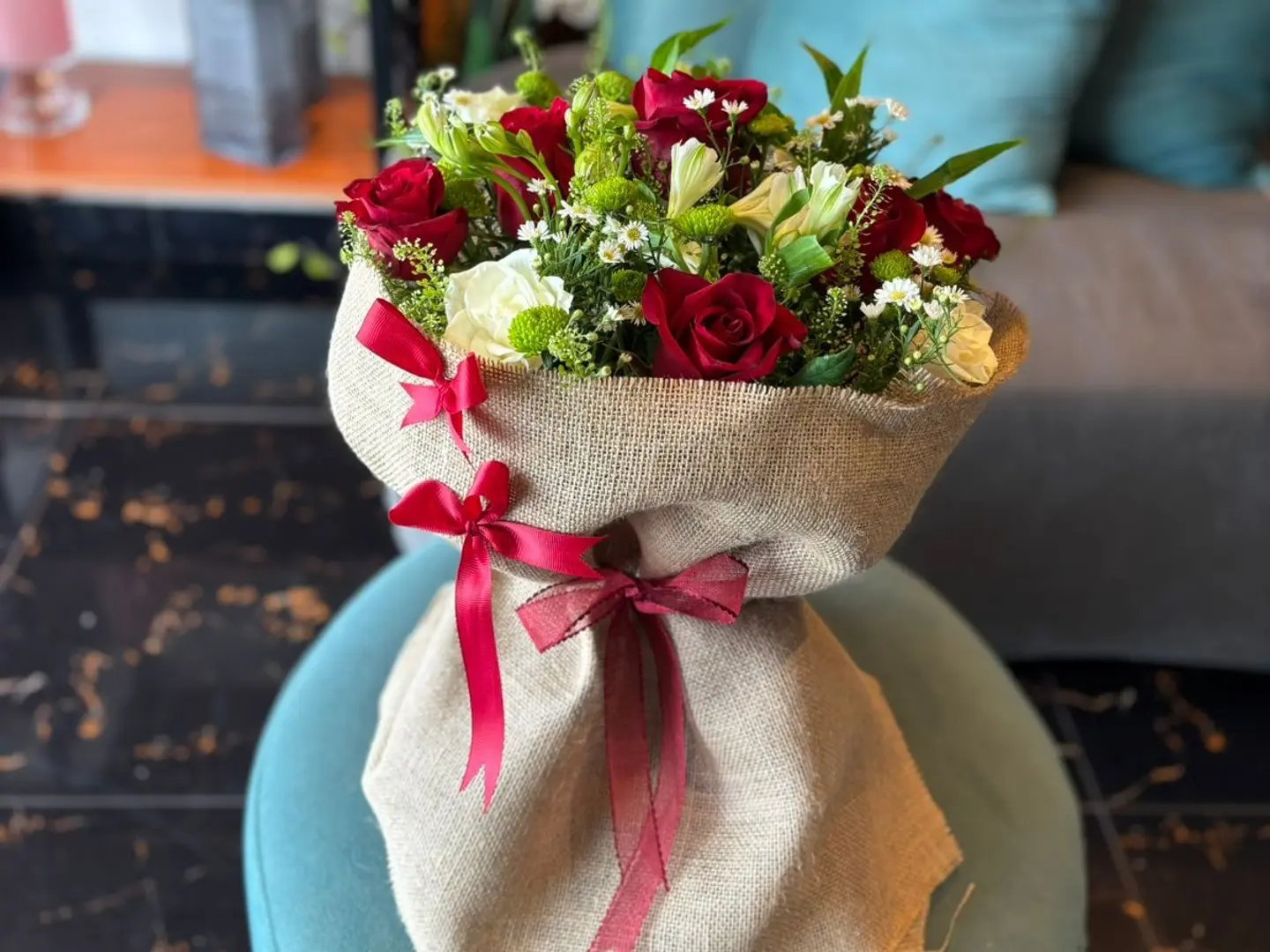 باقة الجوري الرقيق