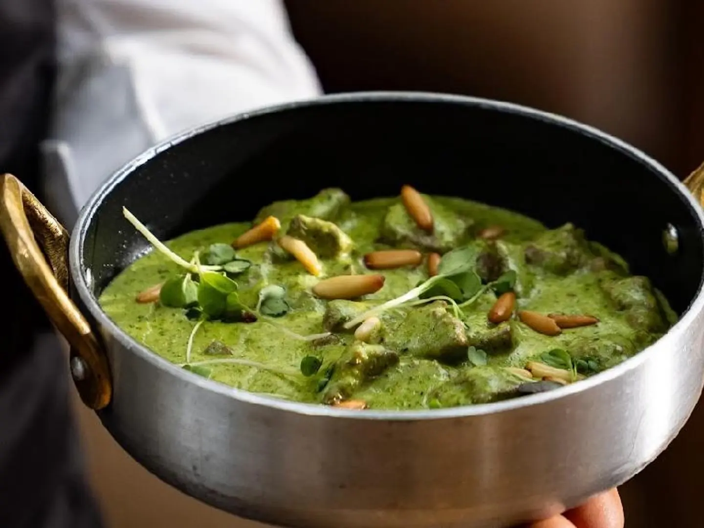 لحمة رأس العصفوربالبيستو