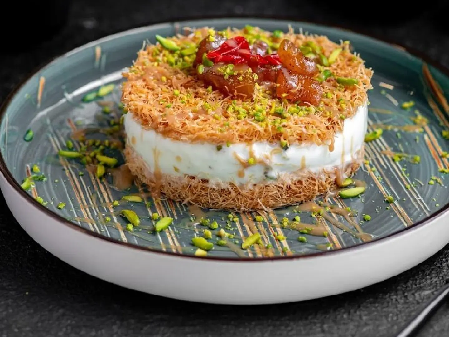 عثملية بالقشطة والقطر