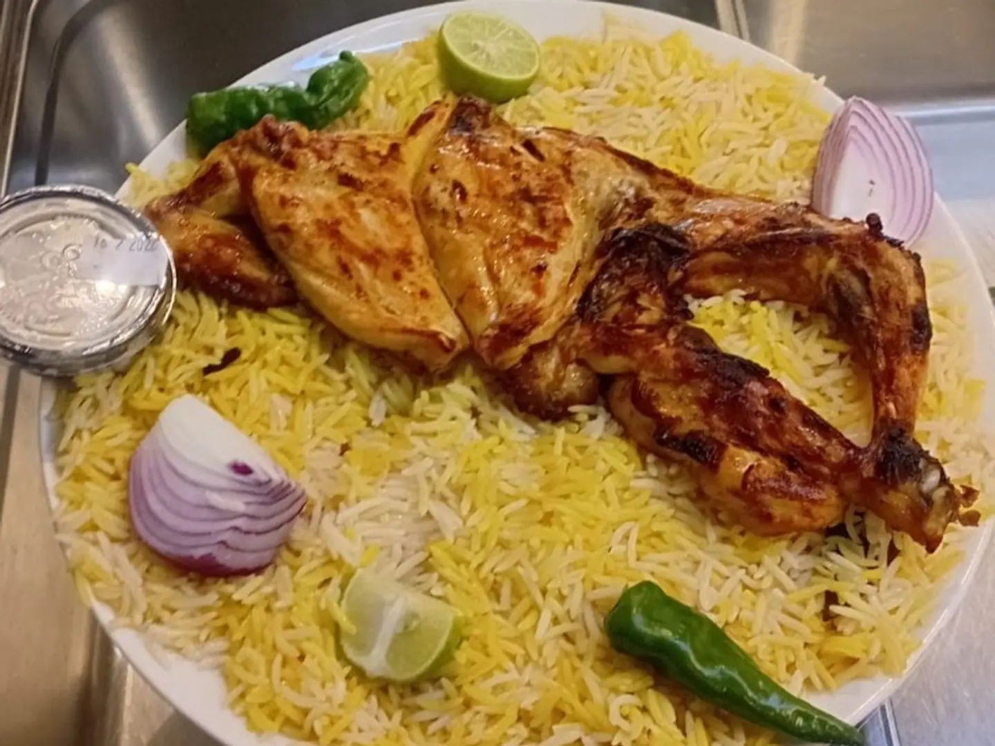 نص حبة دجاج عالفحم