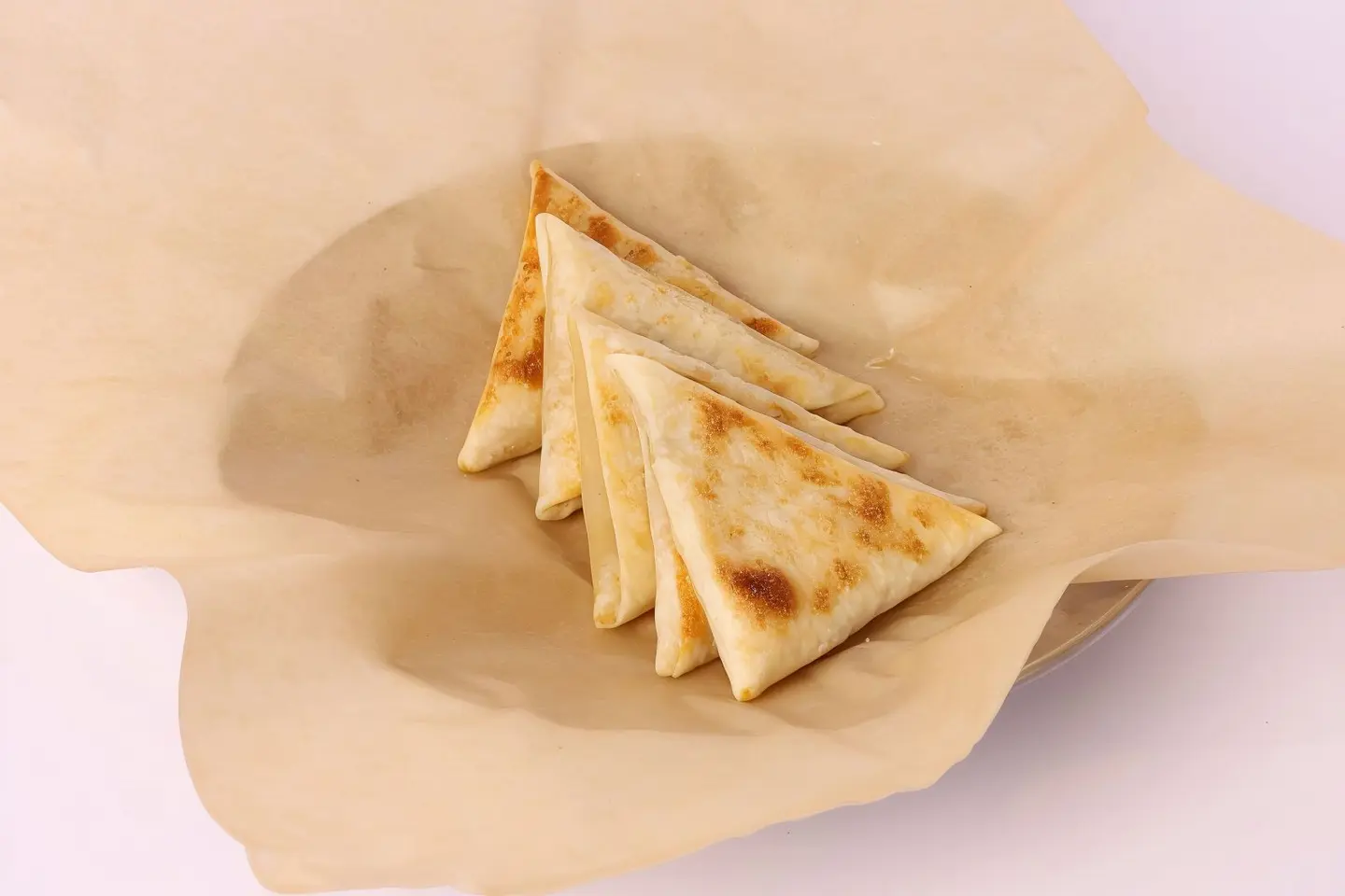 سمبوسة جبن عدد خمس حبات