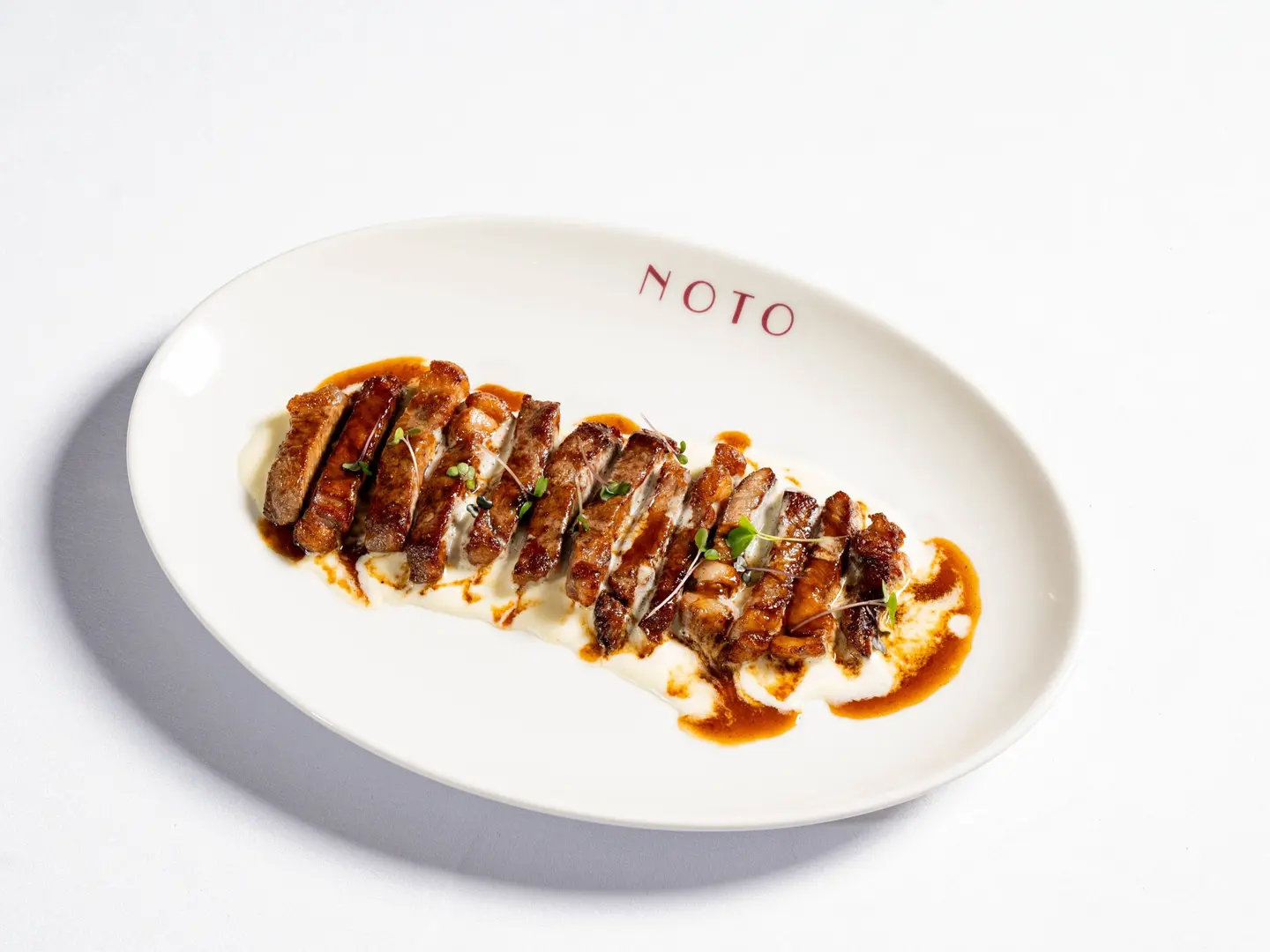 أنجوس ستريبلون مع البارميزان