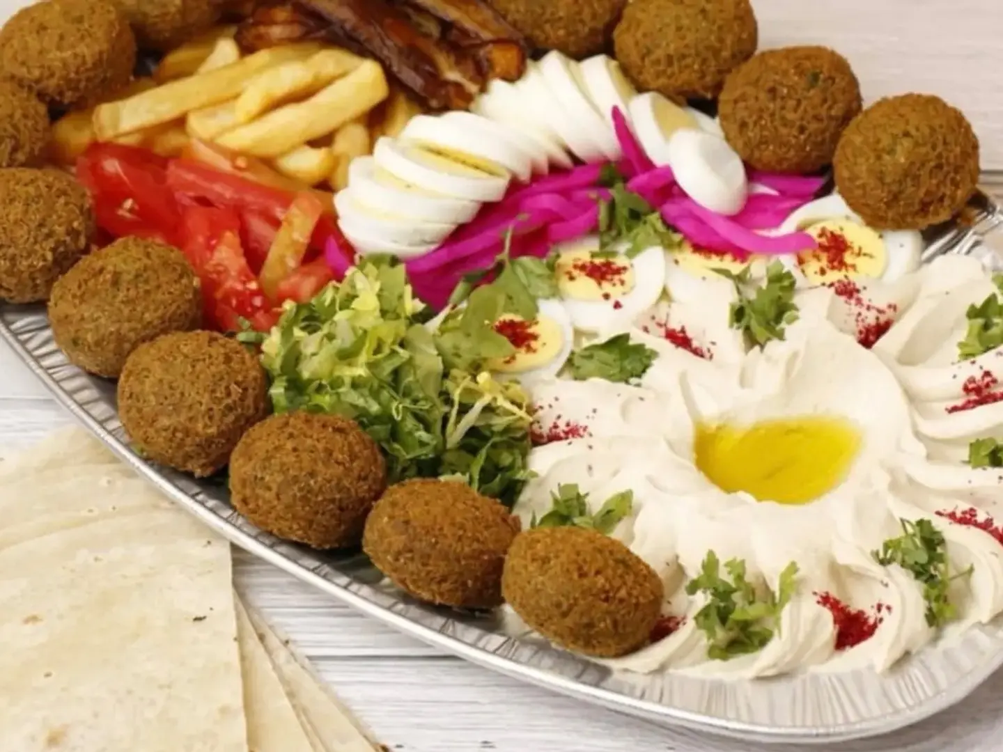 صحن فلافل مشكل كبير