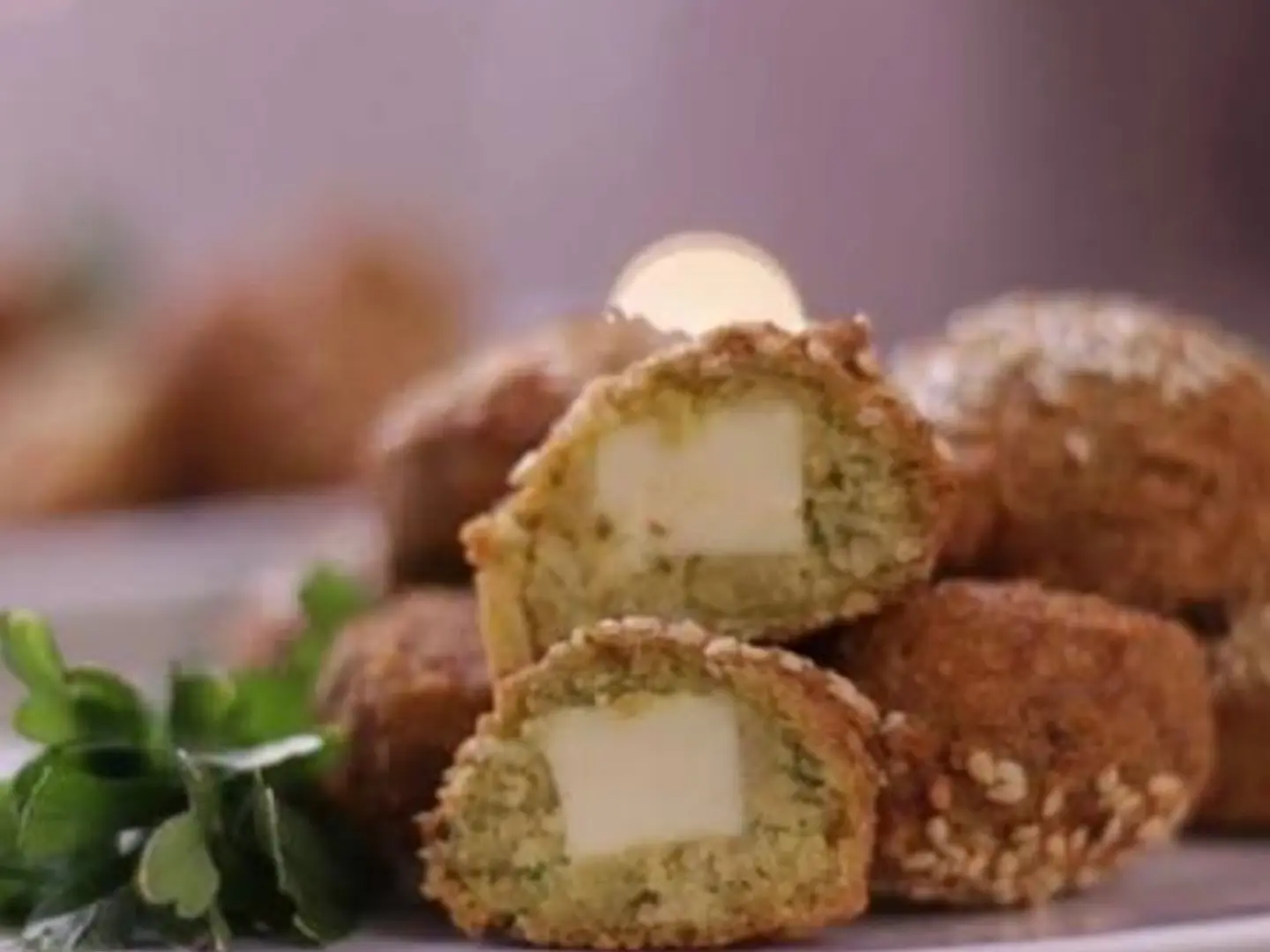 Felafel Stuffed With Cheese
