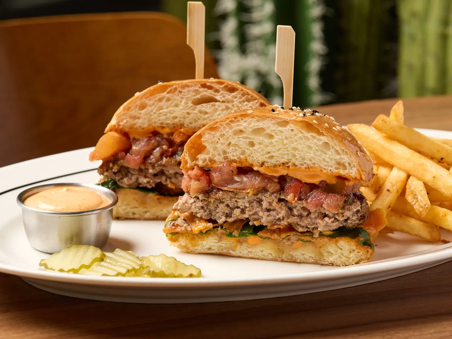 Mexicano Beef Burger