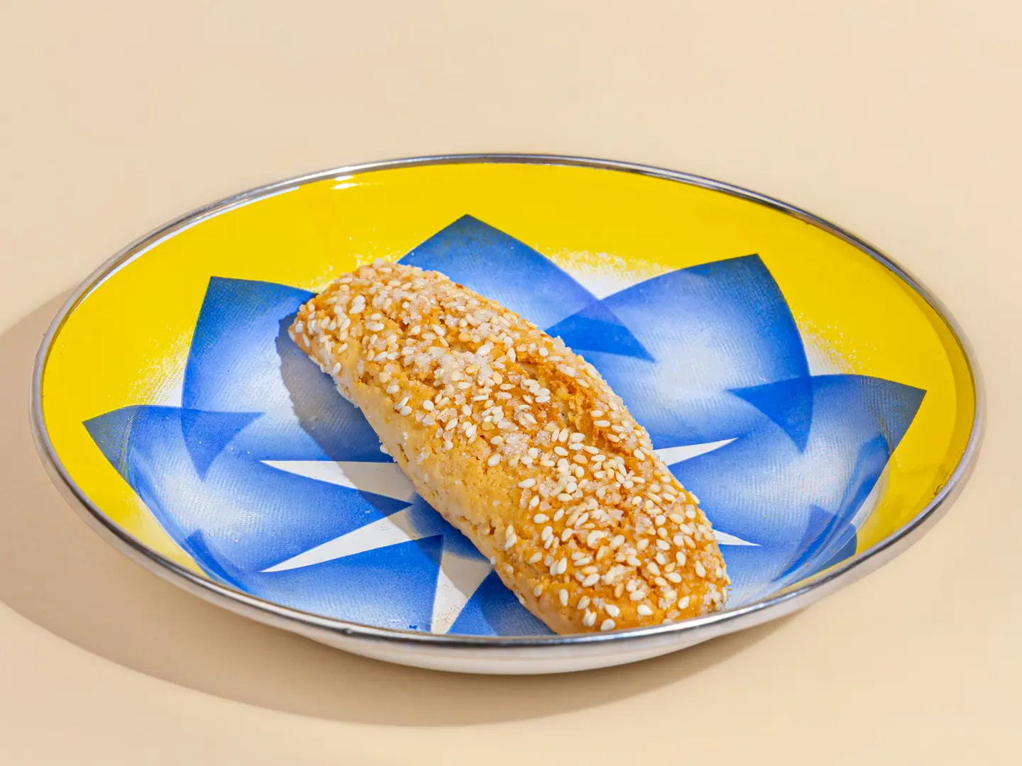شابورة أصابع بالسمسم