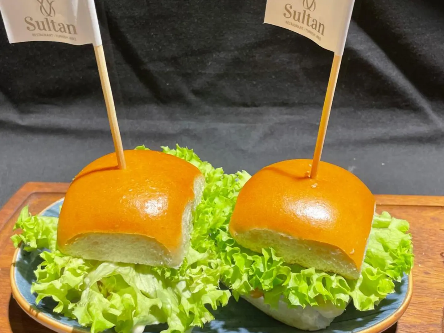 Mini Travel Tratova Burger