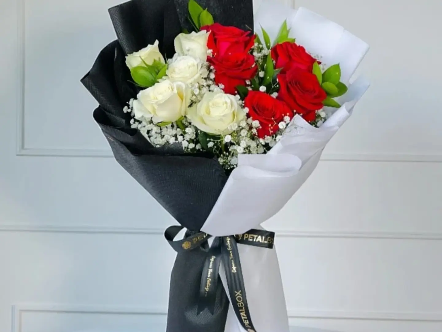 Mix White And Red Bouquet