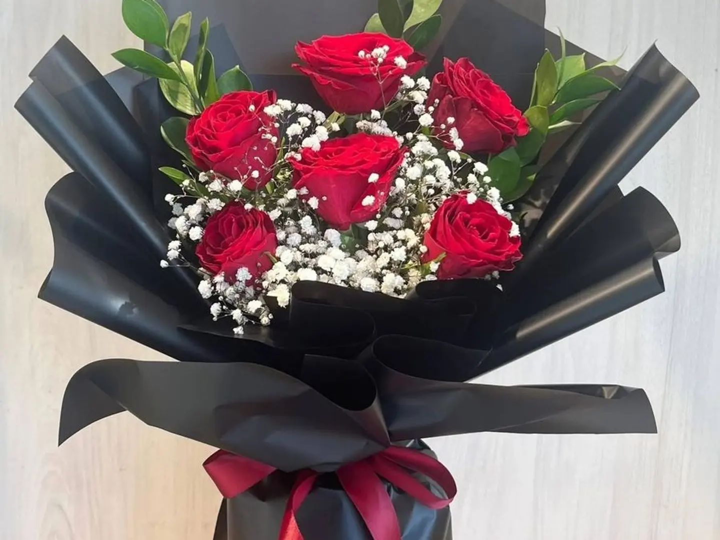 باقة ورد حمراء رقم 1022