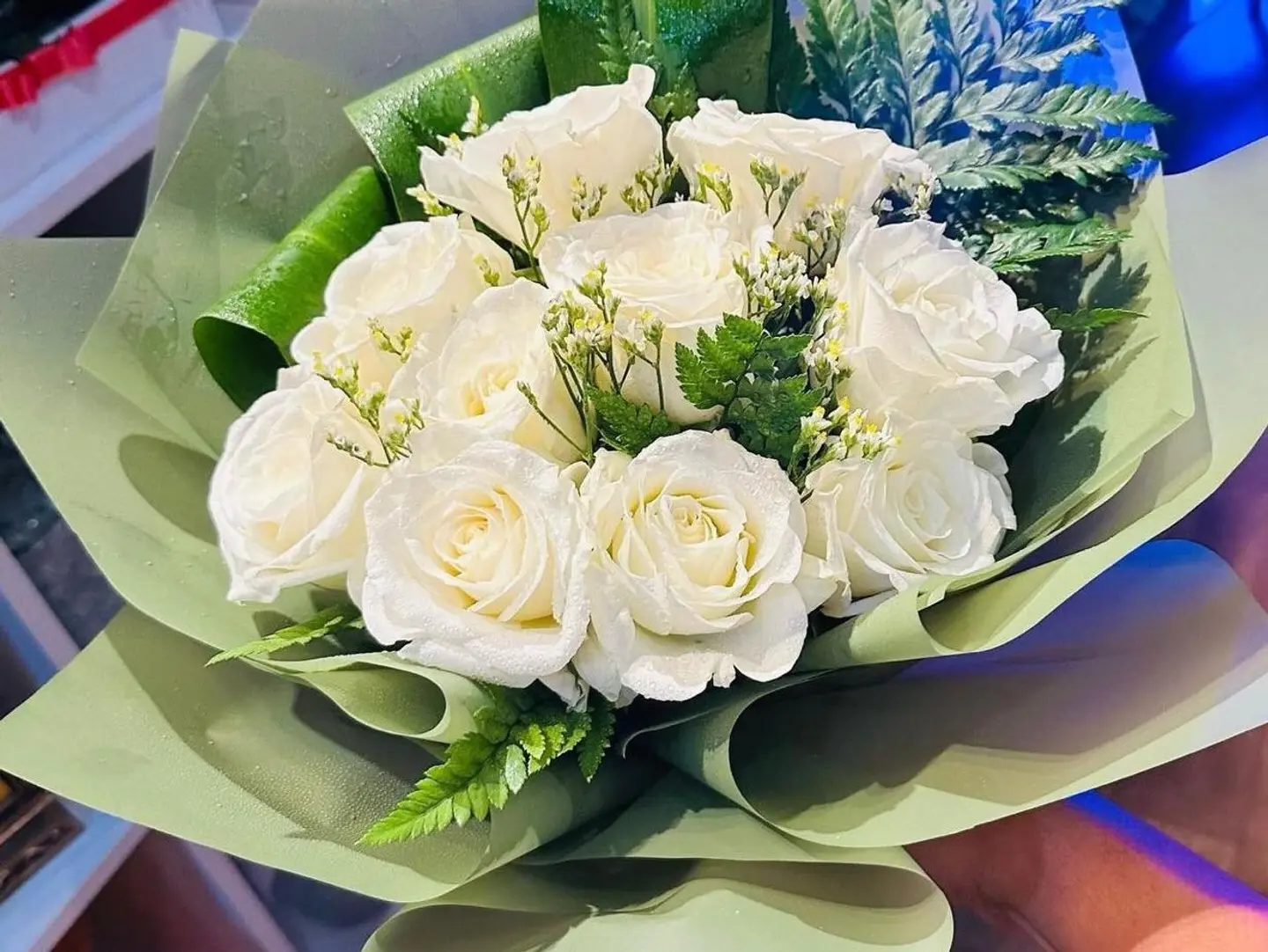 White Flower Bouquet 1003