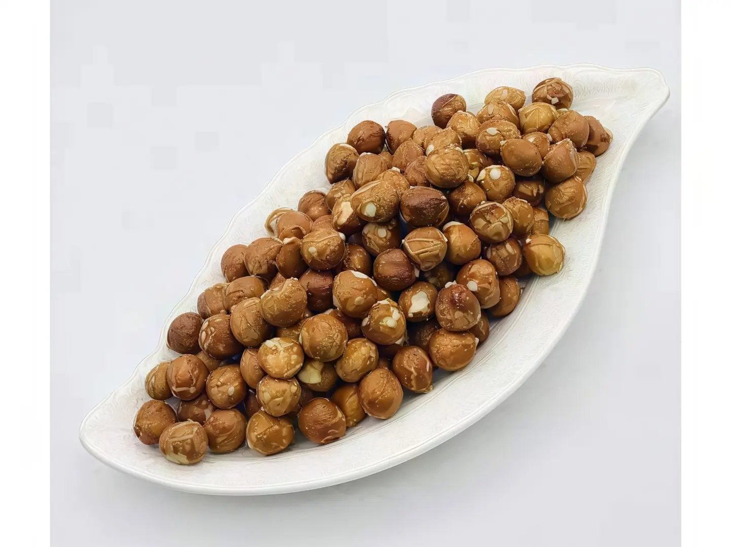 بندق بالجبن