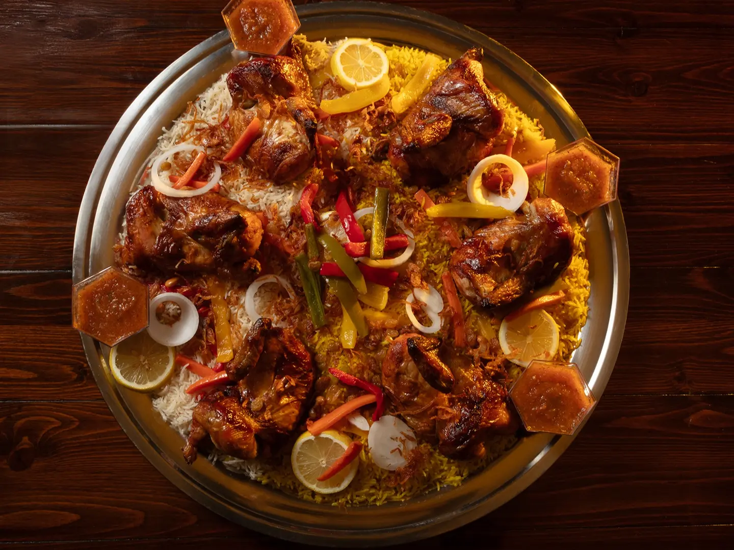 دجاج شوايه مع ارز مشكل 6 اشخاص