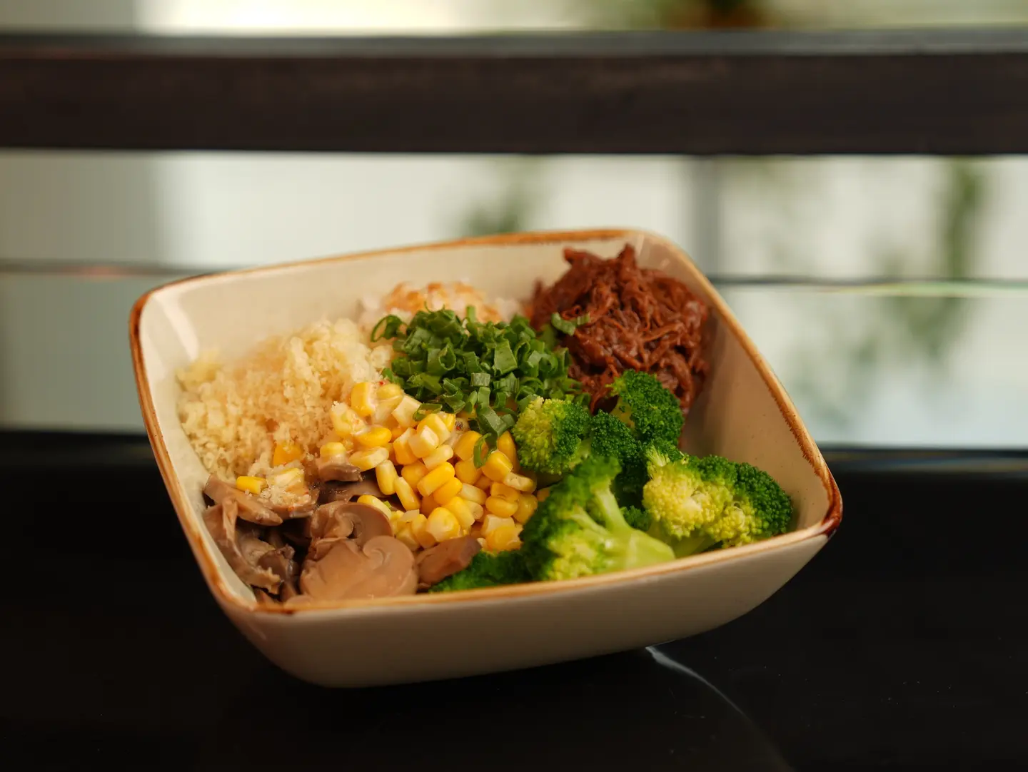 Beef Brisket Bowl - Small For Solo