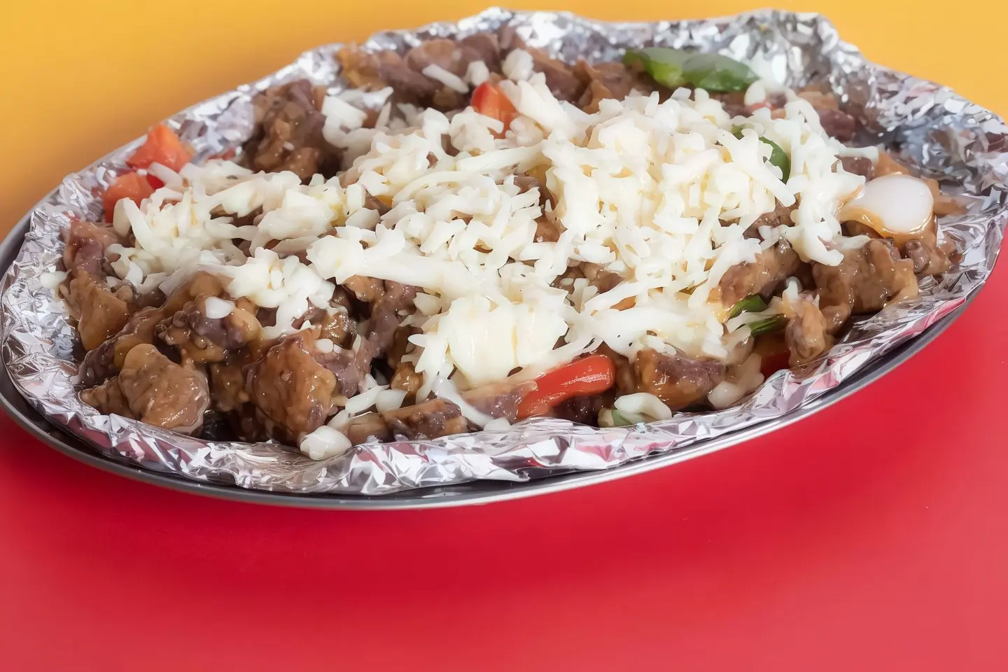 مدفون لحم جبن